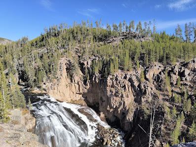 Yellowstone National Park thumb 3